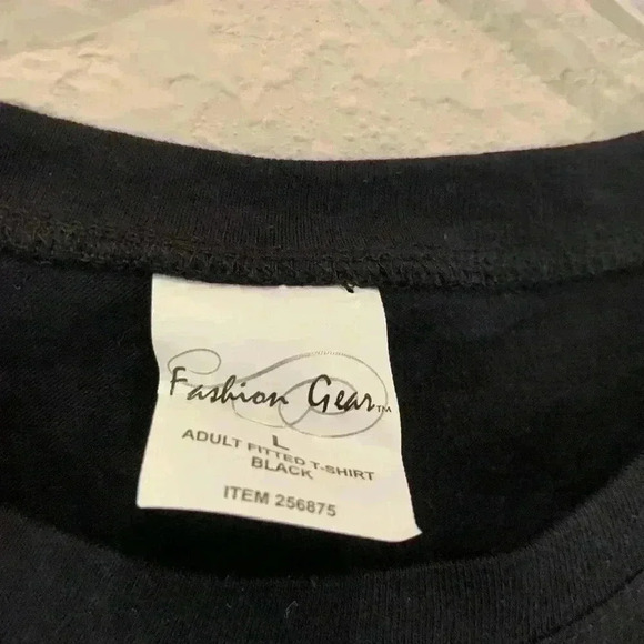 🔥2/40$🔥NWOT Mardi Gras sparkling t-shirt - Picture 5 of 5